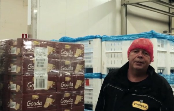 Hoe regel je de logistiek voor heel veel kaas? 